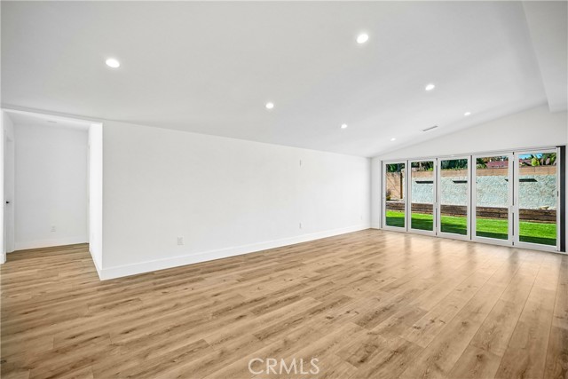 7831 Capistrano photo 15