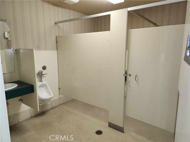 5990 Foster Road, Paradise, California 95969, ,Commercial Lease,For Rent,5990 Foster Road,CRSN25069811