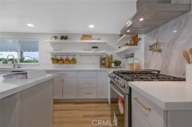 225 Akers Street, Visalia CA: https://media.crmls.org/medias/df460aef-85f8-4d8a-96fd-8224f4b20a9f.jpg