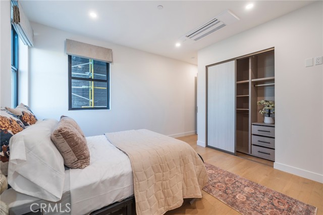 Detail Gallery Image 23 of 49 For 422 20th St, Huntington Beach,  CA 92648 - 3 Beds | 4/1 Baths