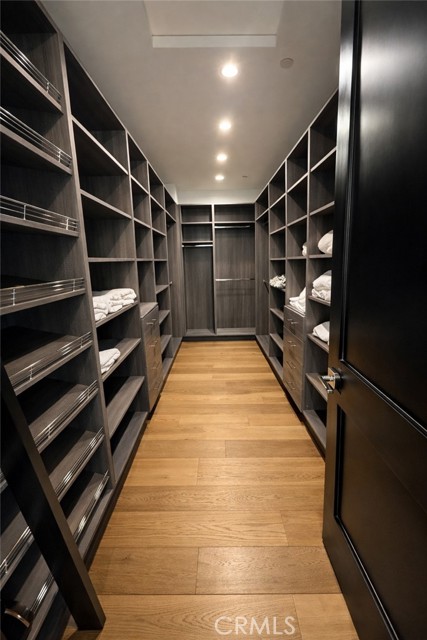 Detail Gallery Image 12 of 15 For 5510 Columbus, Sherman Oaks,  CA 91411 - 5 Beds | 4/1 Baths