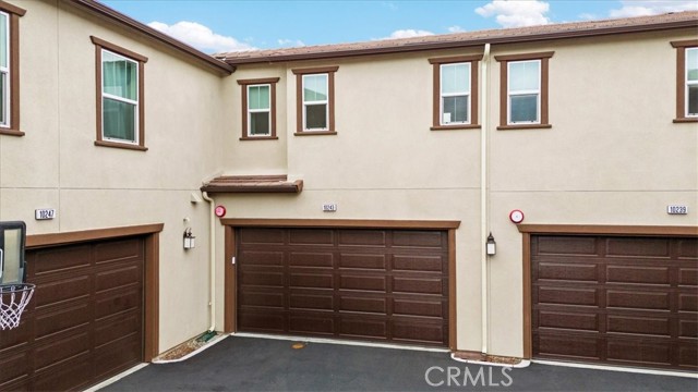 10243 Graphite Street, Spring Valley CA: https://media.crmls.org/medias/df47b7ed-230e-4eb1-a8d0-10803c7bc2d1.jpg