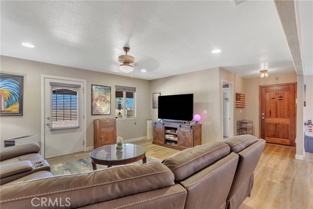 Detail Gallery Image 13 of 61 For 38147 Rabbit Springs Rd, Lucerne Valley,  CA 92356 - 3 Beds | 2 Baths