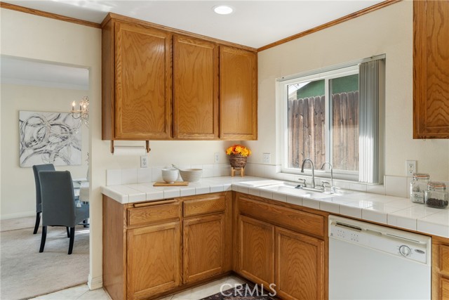 35230 San Carlos Street, Yucaipa CA: https://media.crmls.org/medias/df47f3c4-037a-4d39-9514-575b5f2252cf.jpg