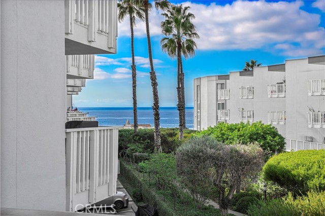 650 The Village, Redondo Beach, California 90277, 1 Bedroom Bedrooms, ,Residential,Sold,The Village,SB23211956