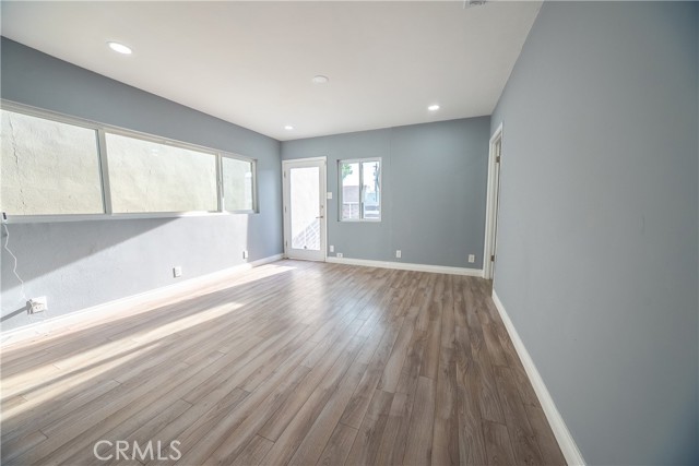 Detail Gallery Image 11 of 41 For 5709 E Beverly Bld, Los Angeles,  CA 90022 - 4 Beds | 2 Baths