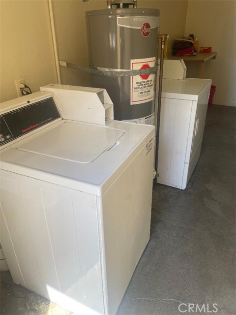 6940 Glasgow Avenue, Los Angeles CA: https://media.crmls.org/medias/df4b9840-5bbd-4d06-84ca-9076293340da.jpg