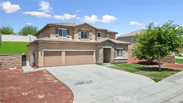 Detail Gallery Image 3 of 54 For 12221 Dewar Dr, Riverside,  CA 92505 - 4 Beds | 3 Baths