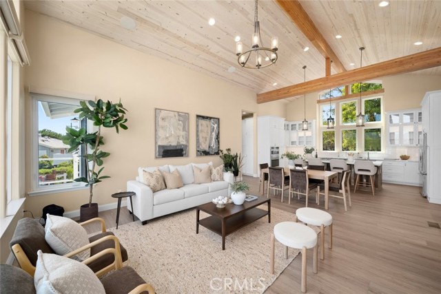 Detail Gallery Image 9 of 65 For 2786 Eton Road, Cambria,  CA 93428 - 3 Beds | 3 Baths