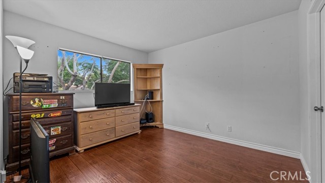 Detail Gallery Image 21 of 37 For 215 E Chestnut Ave #D,  Monrovia,  CA 91016 - 3 Beds | 3 Baths