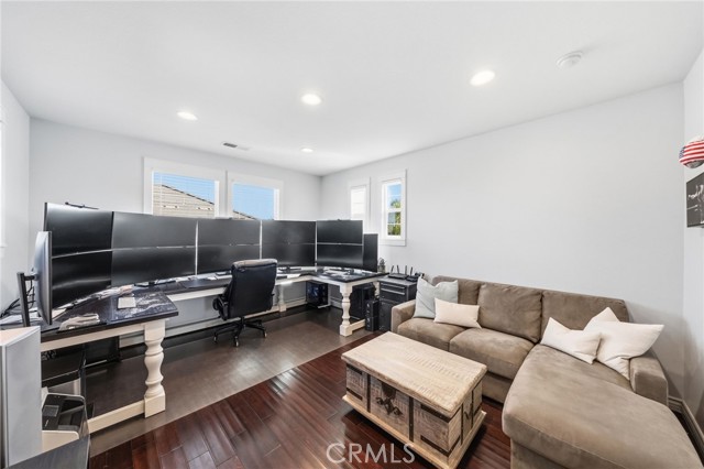 Detail Gallery Image 34 of 68 For 34036 Galleron, Temecula,  CA 92592 - 4 Beds | 2/1 Baths