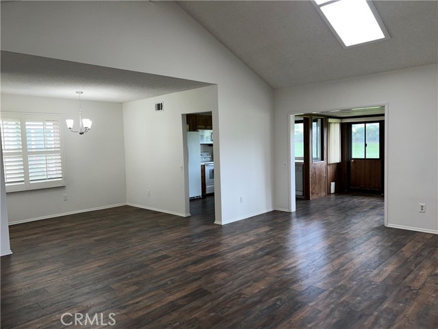 44145 Village 44 photo 6