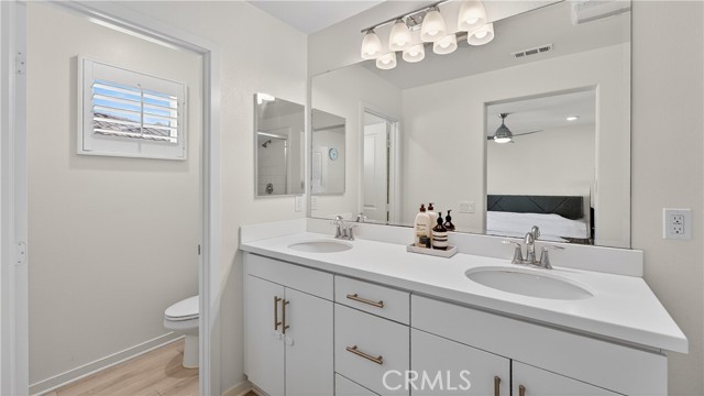 Detail Gallery Image 16 of 33 For 14116 Bay, La Mirada,  CA 90638 - 2 Beds | 2/1 Baths