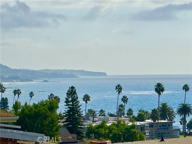 Front Image Thumbnail for CRLG26229350