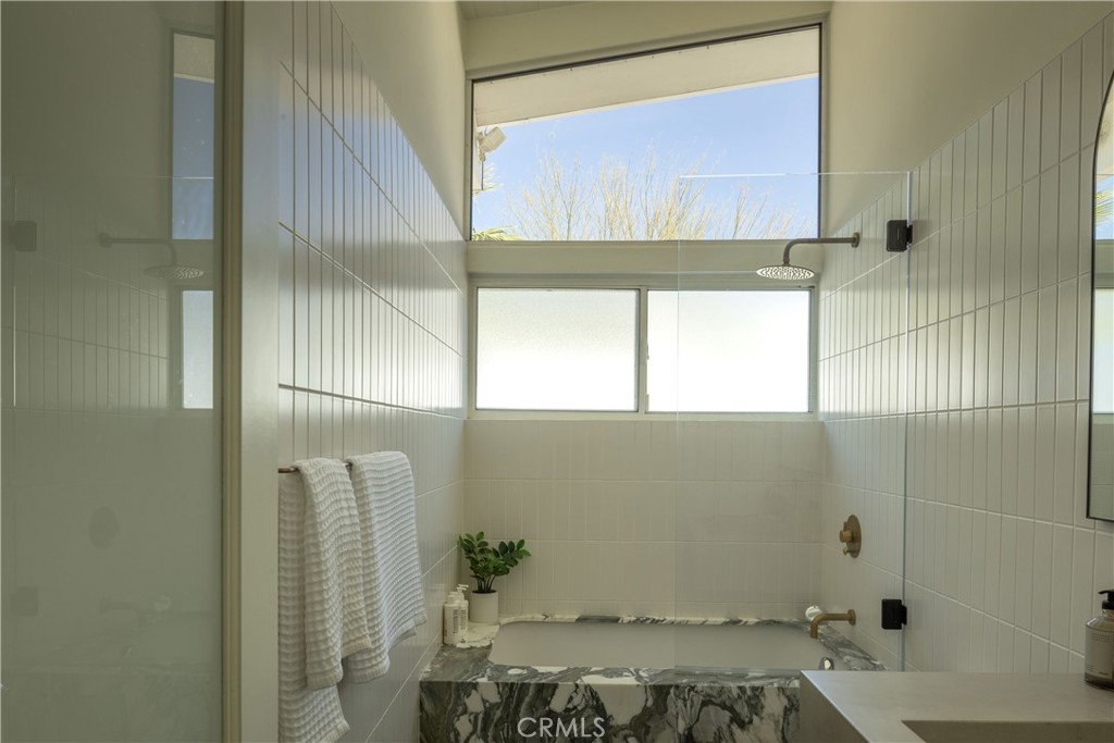 MLS #OC25263415 image #20