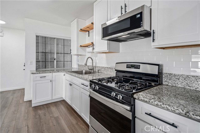 Detail Gallery Image 15 of 37 For 7881 Fernwood, California City,  CA 93505 - 3 Beds | 2 Baths