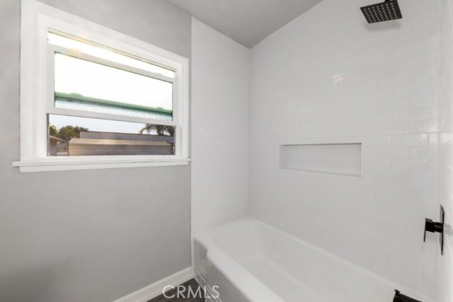 Detail Gallery Image 6 of 25 For 557 E Trenton, San Bernardino,  CA 92404 - 3 Beds | 2 Baths