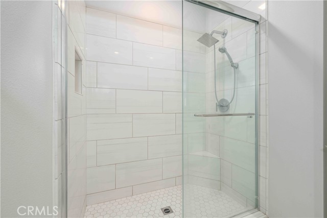 Detail Gallery Image 16 of 44 For 133 Toretta, Irvine,  CA 92602 - 4 Beds | 3 Baths
