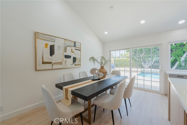 Detail Gallery Image 9 of 50 For 9821 Kite Dr, Huntington Beach,  CA 92646 - 3 Beds | 2 Baths