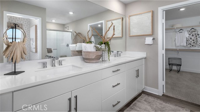 Detail Gallery Image 7 of 19 For 2590 Hannah Creek Ln, Rialto,  CA 92377 - 3 Beds | 2/1 Baths