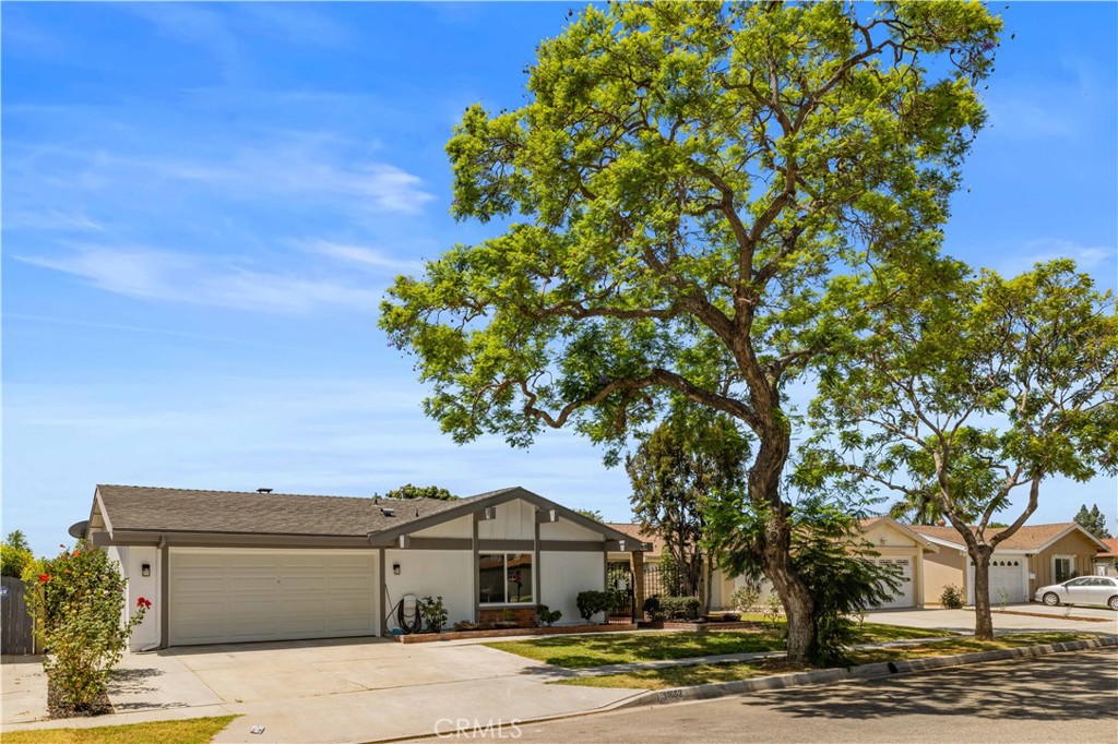 MLS #OC26145496 image #41