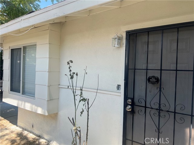 Detail Gallery Image 5 of 41 For 1026 Flower St, Bakersfield,  CA 93305 - – Beds | – Baths