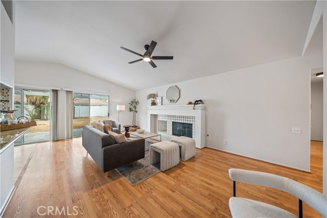 32465 Beechwood Lane, Lake Elsinore CA: https://media.crmls.org/medias/df567f63-d893-4e46-8d28-5edcf9f4c4f3.jpg