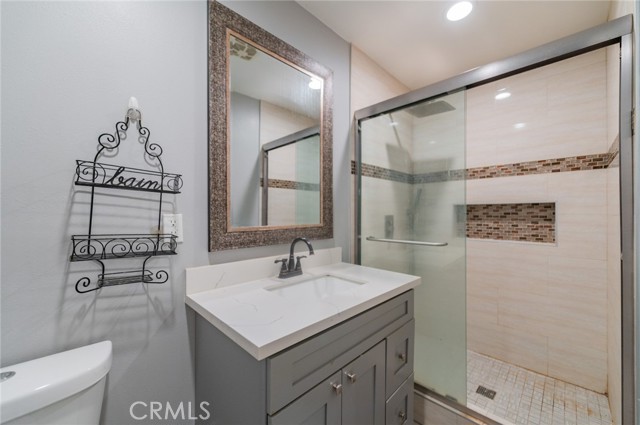 Image 18 of 38 For 9163 Duarte Road