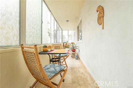 1127 10th Street, Santa Monica CA: https://media.crmls.org/medias/df58a83e-cfbb-4c62-bdbb-9cc5baaf1476.jpg