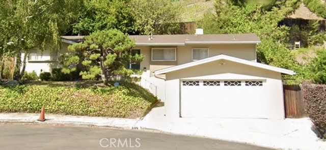 Detail Gallery Image 1 of 1 For 5105 Tendilla Ave, Woodland Hills,  CA 91364 - 3 Beds | 2 Baths