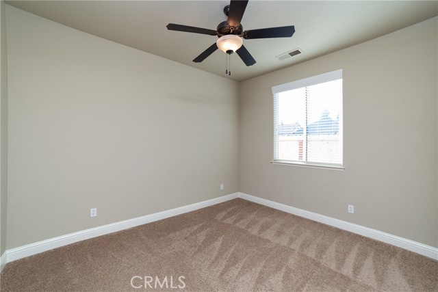 Detail Gallery Image 28 of 47 For 3350 Buckingham, Clovis,  CA 93619 - 4 Beds | 2/1 Baths