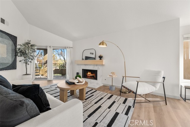 Detail Gallery Image 7 of 36 For 93 Lehigh Aisle, Irvine,  CA 92612 - 2 Beds | 2 Baths