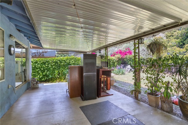 Detail Gallery Image 15 of 18 For 268 N Greencroft Ave, Glendora,  CA 91741 - 4 Beds | 2 Baths