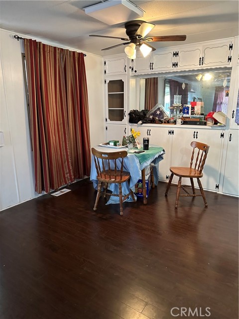 12813 Seventh, Yucaipa CA: https://media.crmls.org/medias/df5a6eed-2117-4051-b9c7-889fcf11dcb8.jpg