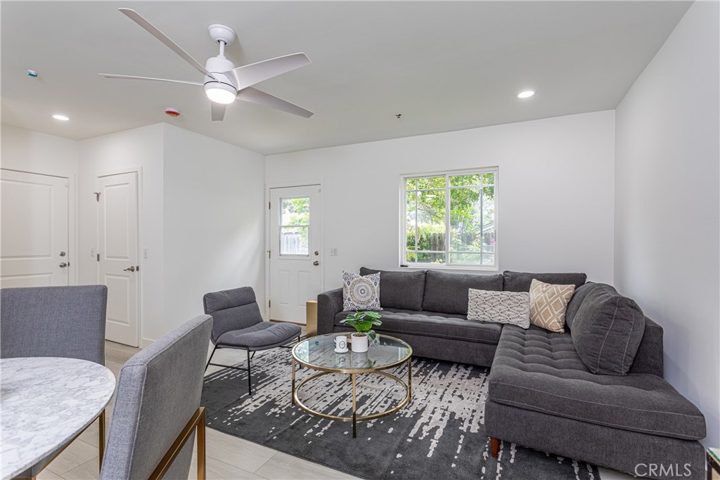2411 N Lamer StreetBurbank img 47