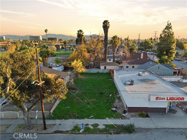 Detail Gallery Image 4 of 8 For 687 W 9th, San Bernardino,  CA 92410 - – Beds | – Baths