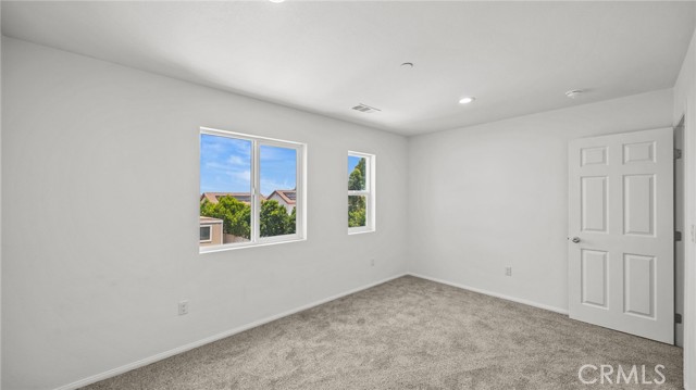 13105 Via Tuscany, Riverside CA: https://media.crmls.org/medias/df5c709e-a7b5-40c9-9769-76c12ee765a0.jpg
