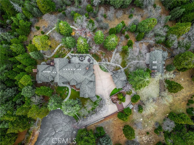 29162 Bald Eagle Ridge, Lake Arrowhead CA: https://media.crmls.org/medias/df5c720e-a16e-4d1f-abdb-0e6d9b9a6cb7.jpg