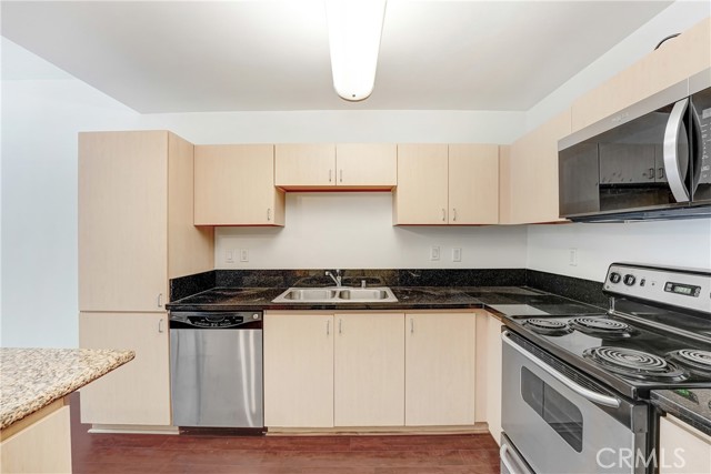 Detail Gallery Image 6 of 15 For 630 W 6th #216,  Los Angeles,  CA 90017 - 1 Beds | 1 Baths