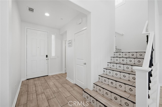 Detail Gallery Image 10 of 41 For 24318 Red Spruce, Murrieta,  CA 92562 - 3 Beds | 2/1 Baths