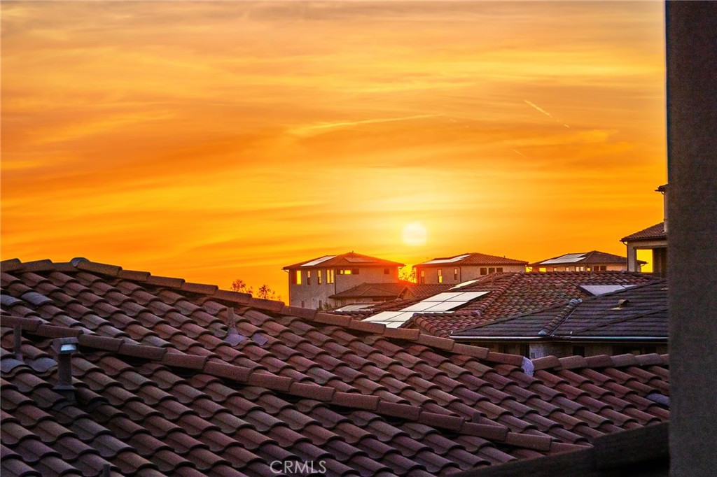 https://media.crmls.org/medias/df5ecb8b-0142-4409-9a4e-53823aaff790.jpg?preset=X-Large