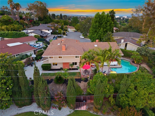 1481 Kensington Drive, Fullerton CA: https://media.crmls.org/medias/df5f95a6-ee96-4011-bd16-6f368760fb5d.jpg