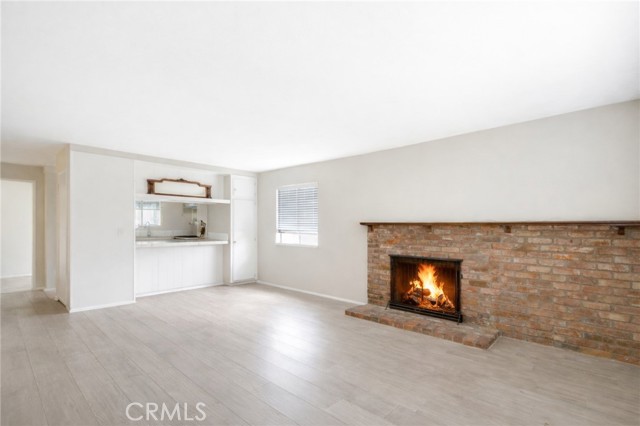 Detail Gallery Image 3 of 9 For 21135 Freeport, Huntington Beach,  CA 92646 - 2 Beds | 1 Baths