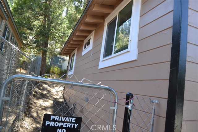 23747 PIONEER CAMP Road, Crestline, CA 92325