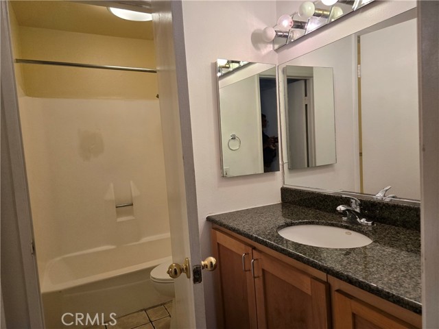 Detail Gallery Image 3 of 4 For 20234 Cantara St #218,  Winnetka,  CA 91306 - 1 Beds | 1 Baths