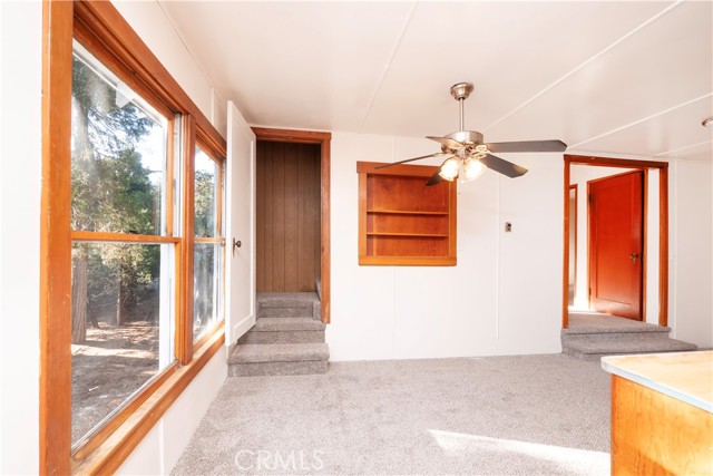 Detail Gallery Image 27 of 46 For 968 Ca-189, Twin Peaks,  CA 92391 - 3 Beds | 1/1 Baths