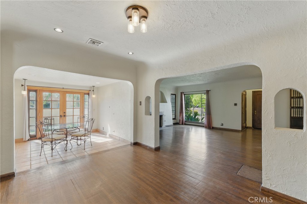 1521 N Columbus Avenue Glendale img 29
