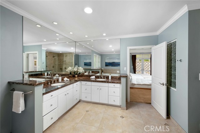 940 Singing Wood Drive, Arcadia CA: https://media.crmls.org/medias/df61a55d-1b1c-46d2-86be-ebad864d0964.jpg