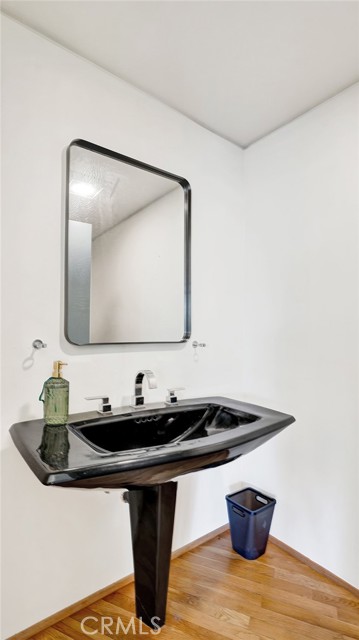 741 Marlin, Laguna Beach CA: https://media.crmls.org/medias/df61cc38-6b72-4c5f-969a-853808ed70d4.jpg