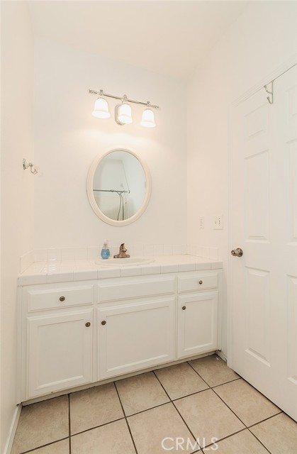 Detail Gallery Image 19 of 32 For 218 Palm Ct, Fowler,  CA 93625 - 4 Beds | 2/1 Baths